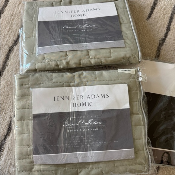 jennifer Adams Other - Jennifer Adams Quilted Pillow Sham - sage
